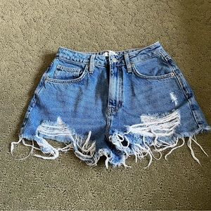 EUC Forever 21 Distressed Jean Shorts size 27